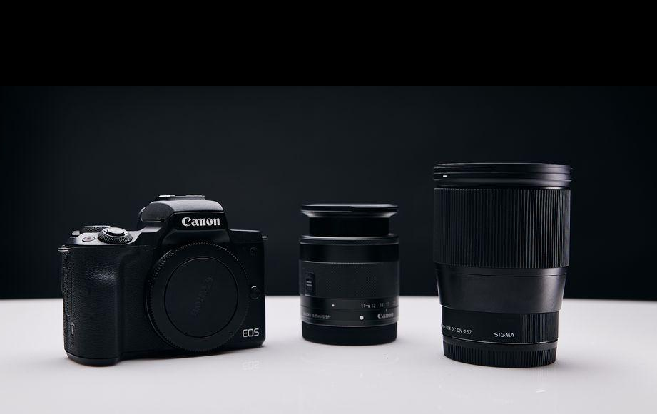 Canon EOS M5