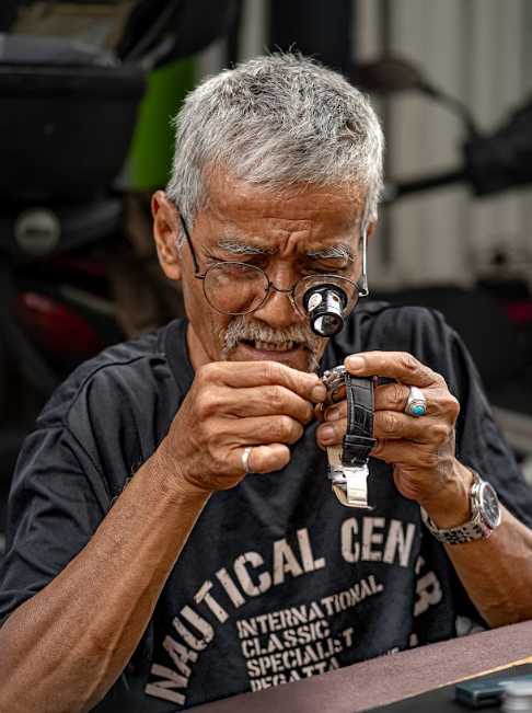 Streets and wedding photographer